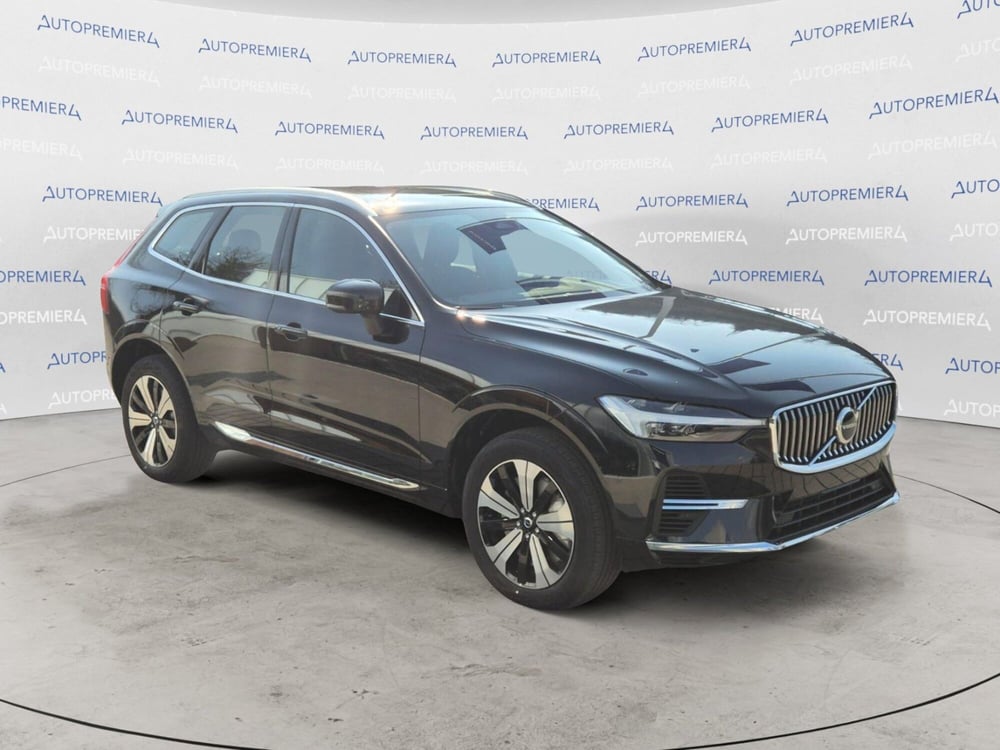 Volvo XC60 nuova a Como (3)