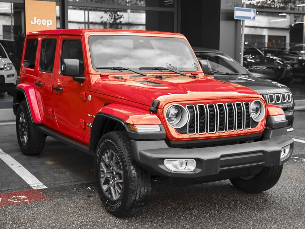 Jeep Wrangler Unlimited nuova a Prato (3)