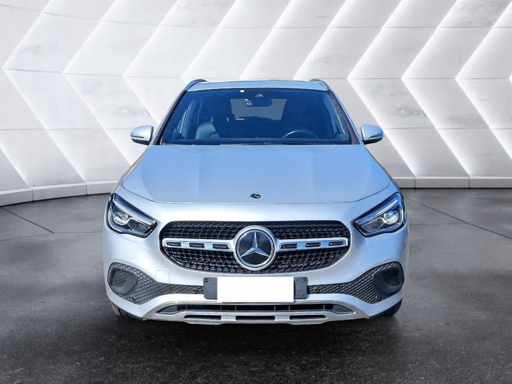 Mercedes-Benz GLA SUV usata a Salerno (7)