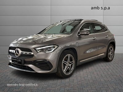 Mercedes-Benz GLA SUV 250 e EQ-Power Automatic Premium del 2021 usata a Pozzuoli