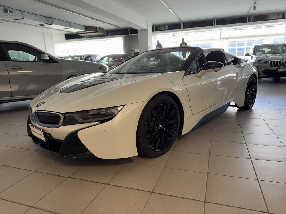 BMW i8 Cabrio usata a Messina