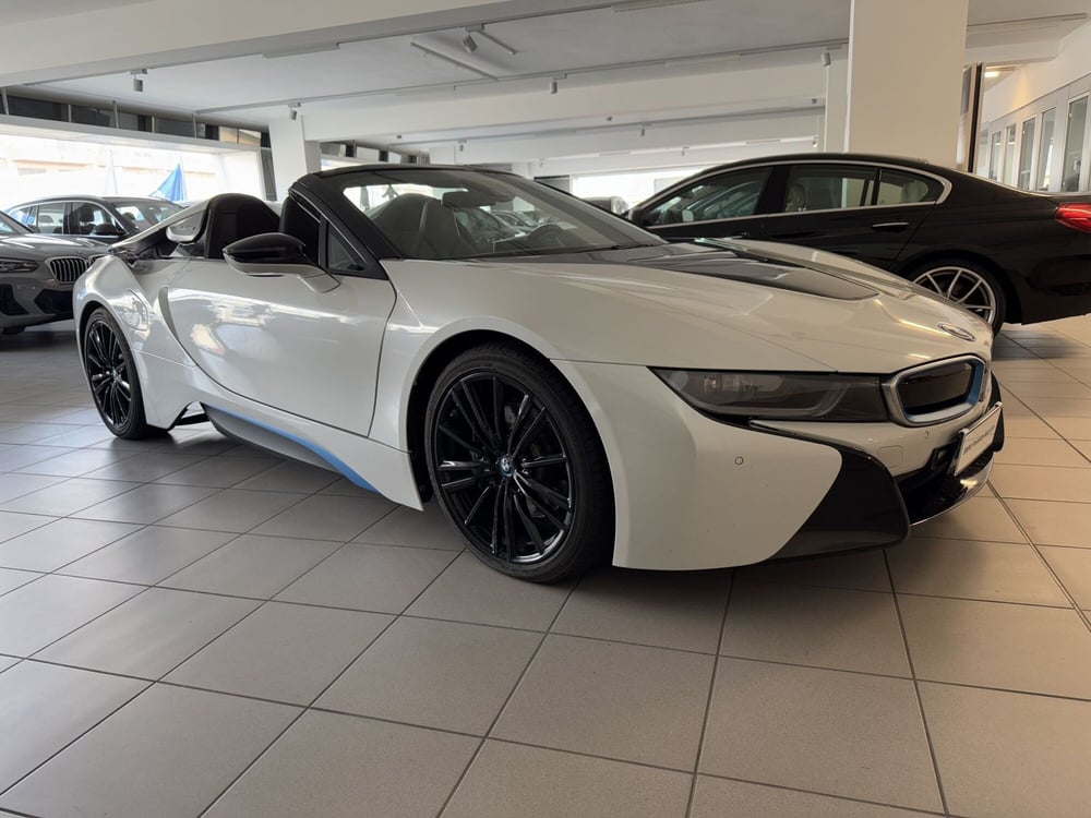 BMW i8 Cabrio usata a Messina (2)