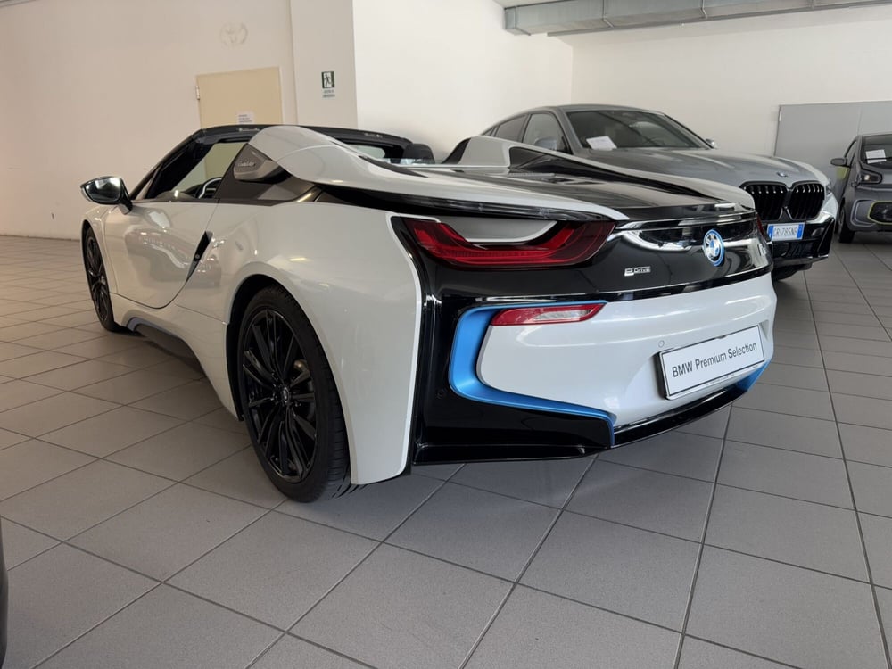 BMW i8 Cabrio usata a Messina (4)