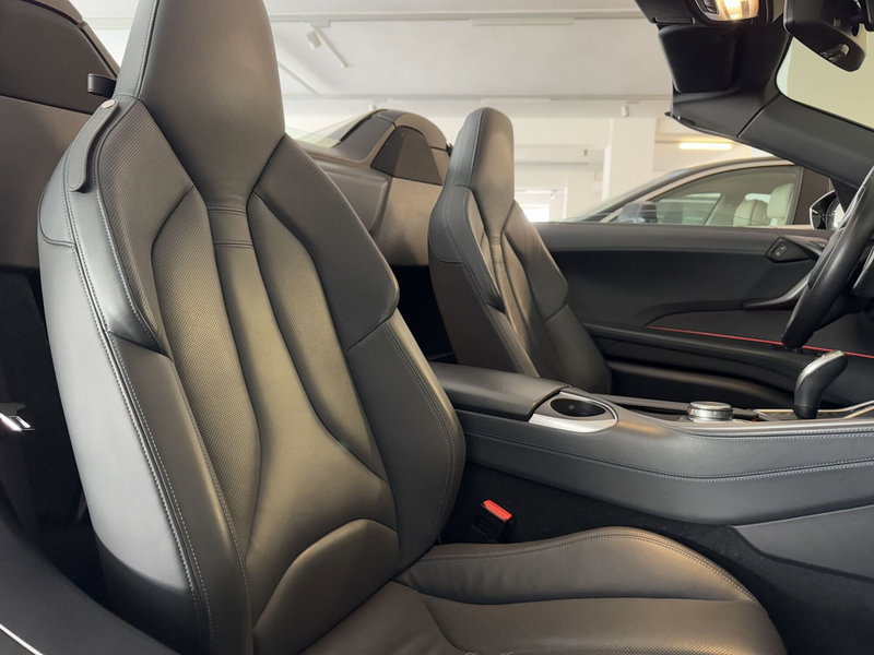 BMW i8 Cabrio usata a Messina (9)