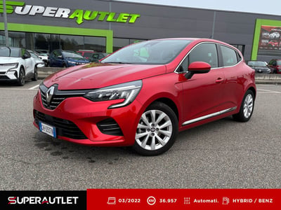 Renault Clio Full Hybrid E-Tech 140 CV 5 porte Intens  del 2022 usata a Vigevano