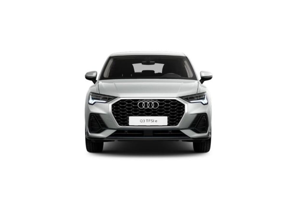 Audi Q3 Sportback nuova a Avellino (2)