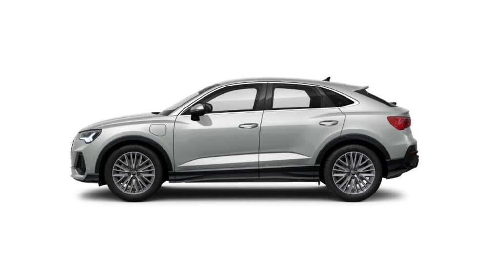 Audi Q3 Sportback nuova a Avellino (3)