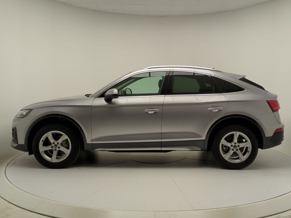 Audi Q5 Sportback nuova a Avellino (4)