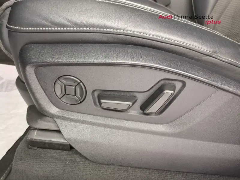 Audi Q8 usata a Avellino (17)