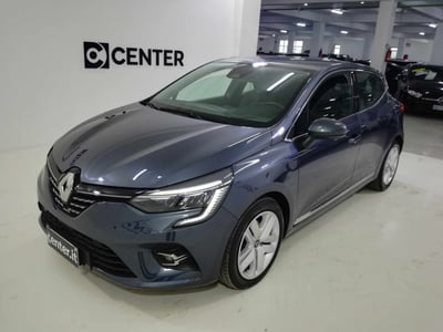 Renault Clio Full Hybrid E-Tech 140 CV 5 porte Intens  del 2021 usata a Salerno