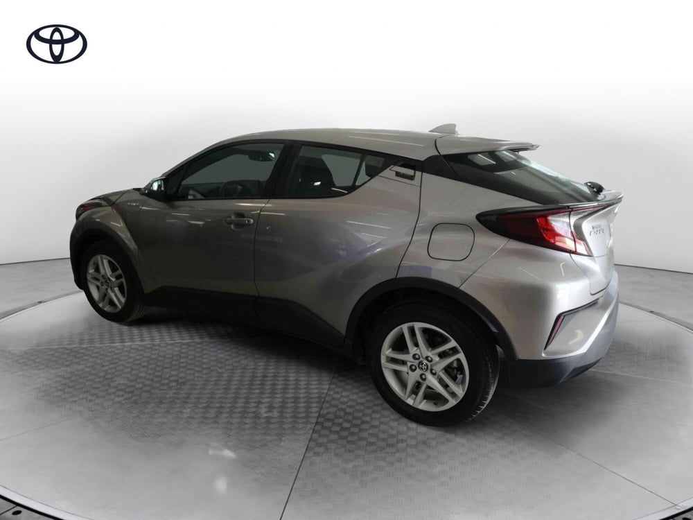 Toyota Toyota C-HR usata a Salerno (3)