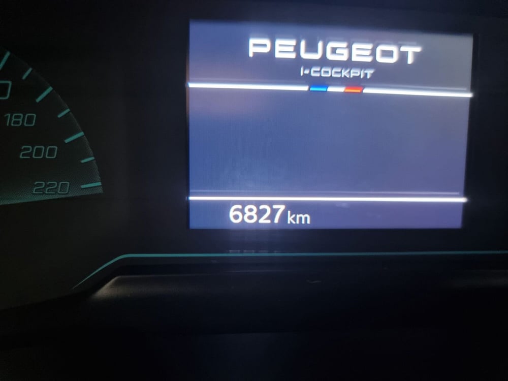 Peugeot 2008 usata a Prato (11)