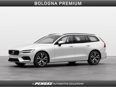 Volvo V60 B4 (d) automatico Core nuova a Casalecchio di Reno