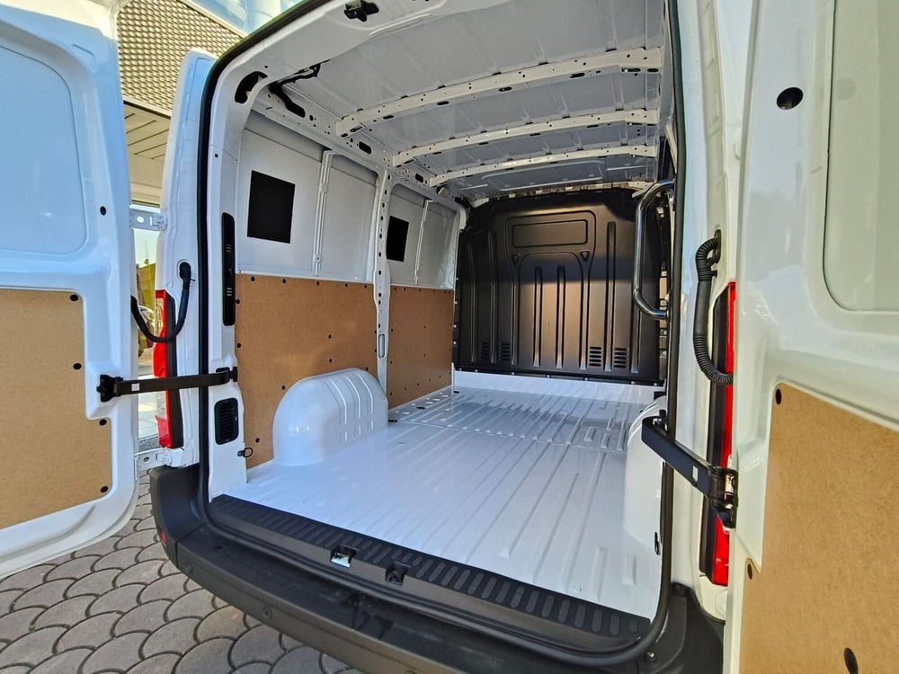 Renault Master Furgone nuova a Brescia (9)