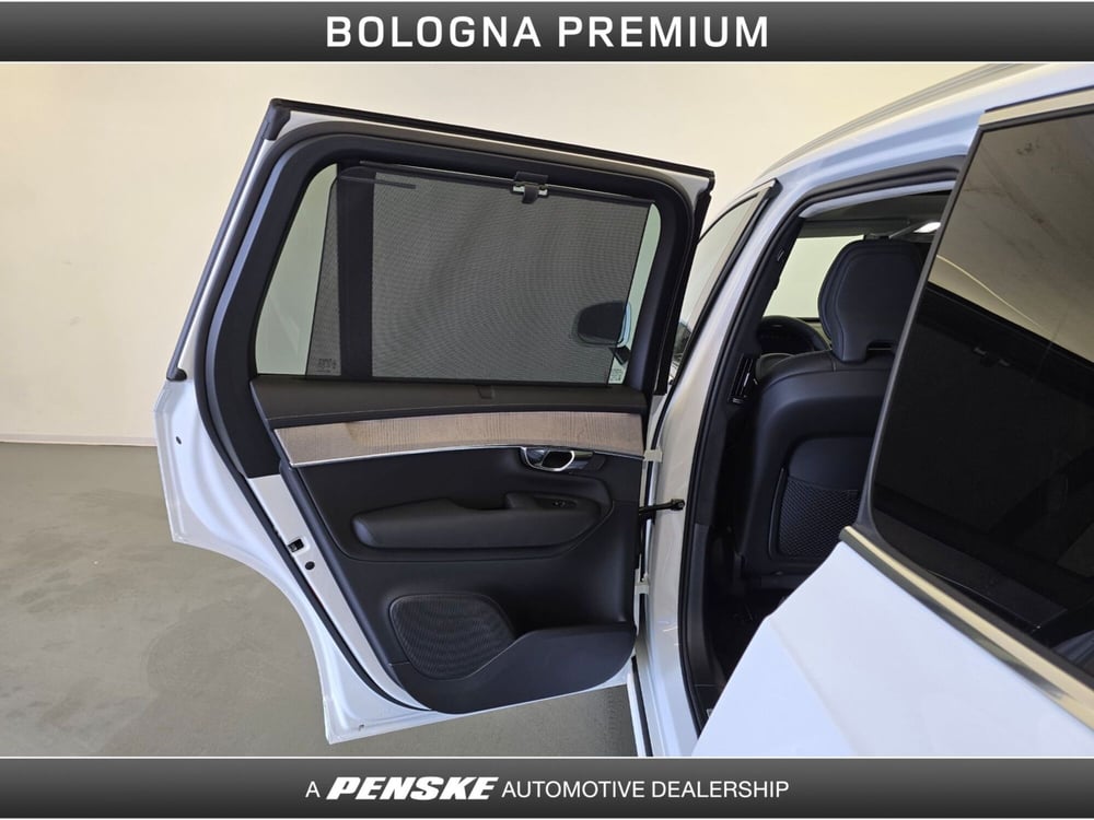 Volvo XC90 nuova a Bologna (18)