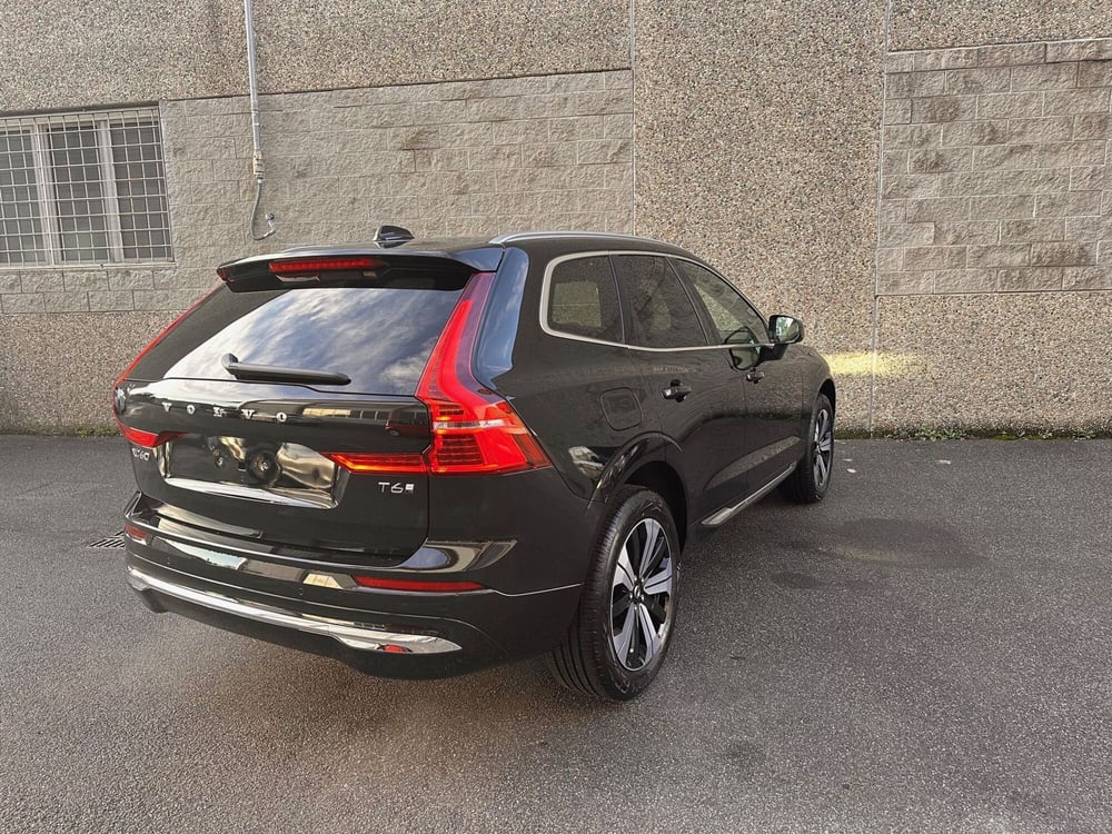 Volvo XC60 nuova a Bergamo (2)