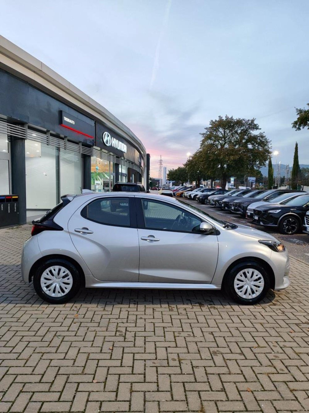 Toyota Yaris nuova a Perugia (13)