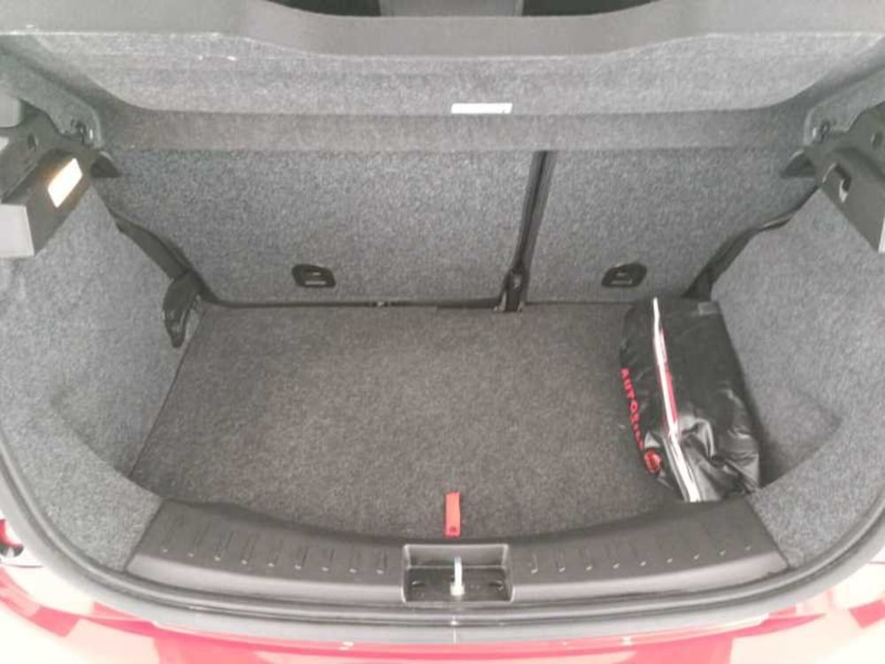 Lancia Ypsilon usata a Treviso (14)