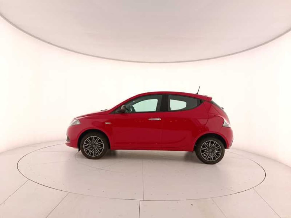 Lancia Ypsilon usata a Treviso (8)
