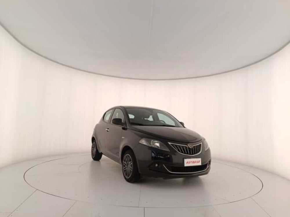 Lancia Ypsilon usata a Treviso (3)