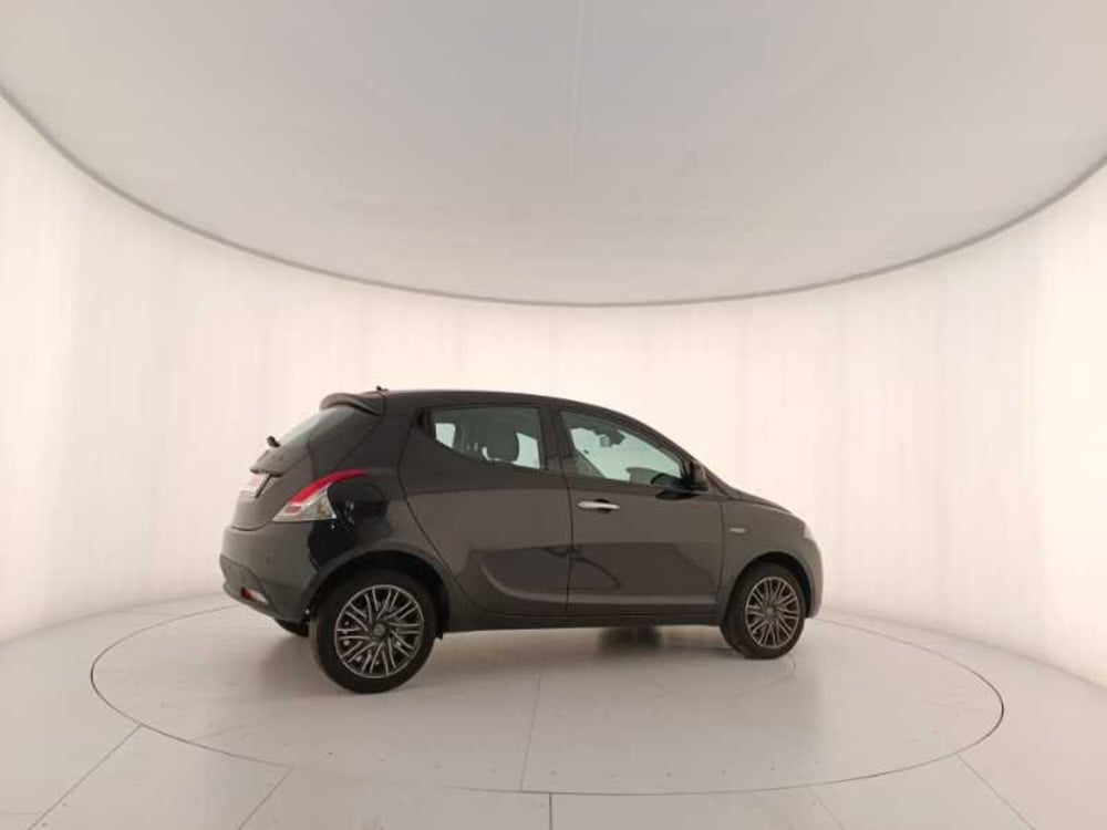 Lancia Ypsilon usata a Treviso (6)