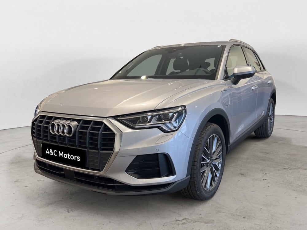 Audi Q3 nuova a Napoli