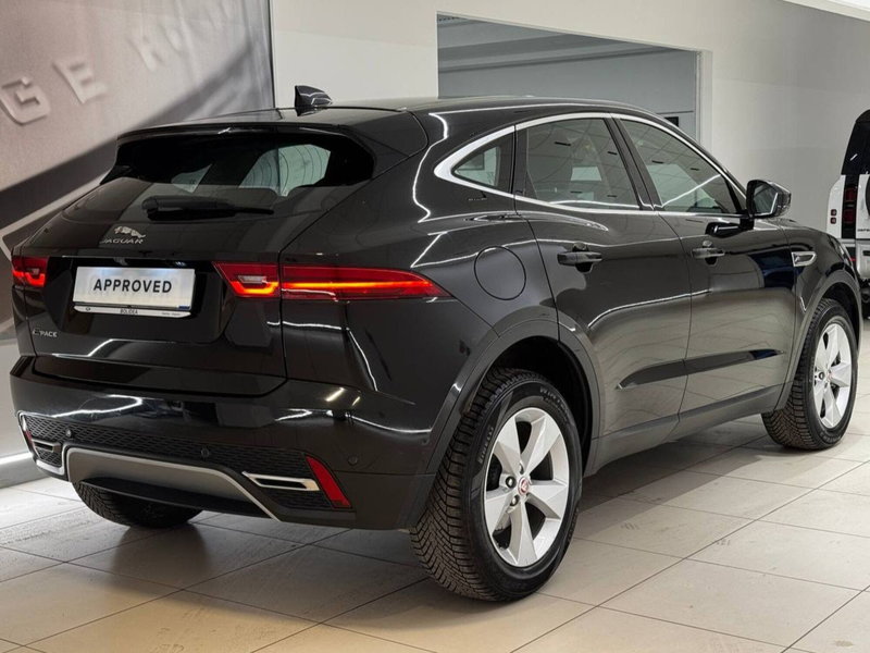 Jaguar E-Pace usata a Savona (2)