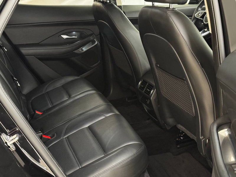 Jaguar E-Pace usata a Savona (5)