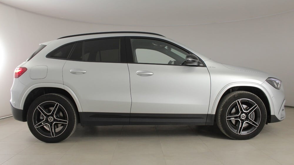 Mercedes-Benz GLA SUV usata a Palermo (11)