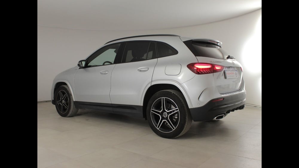 Mercedes-Benz GLA SUV usata a Palermo (15)