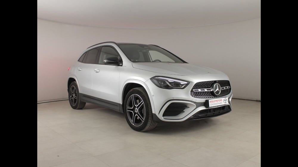 Mercedes-Benz GLA SUV usata a Palermo (17)