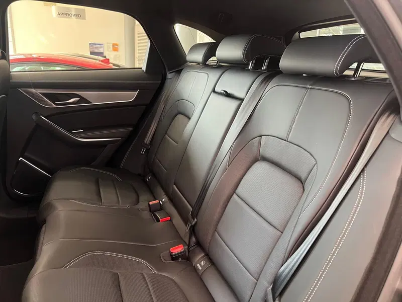 Jaguar F-Pace usata a Arezzo (5)