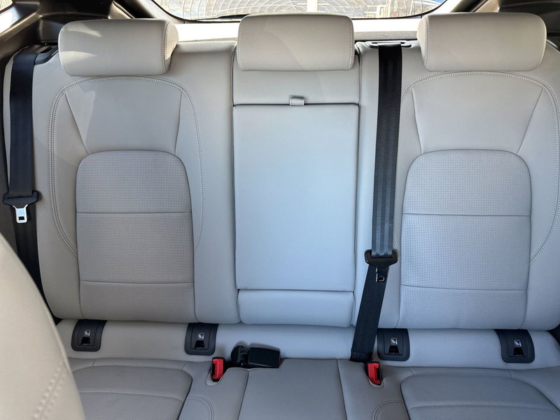 Jaguar E-Pace usata a Arezzo (5)