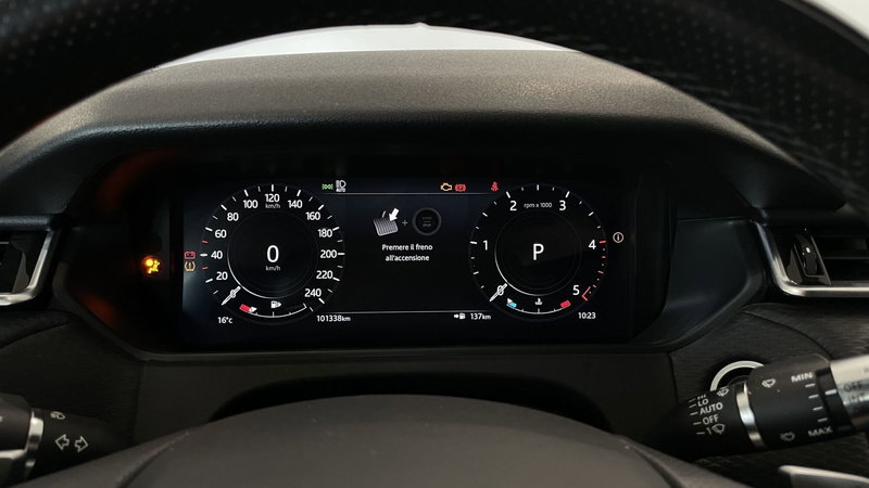 Land Rover Range Rover Velar usata a Firenze (11)