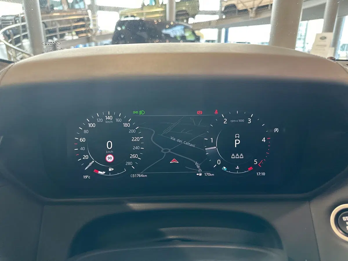 Land Rover Range Rover Velar usata a Firenze (10)