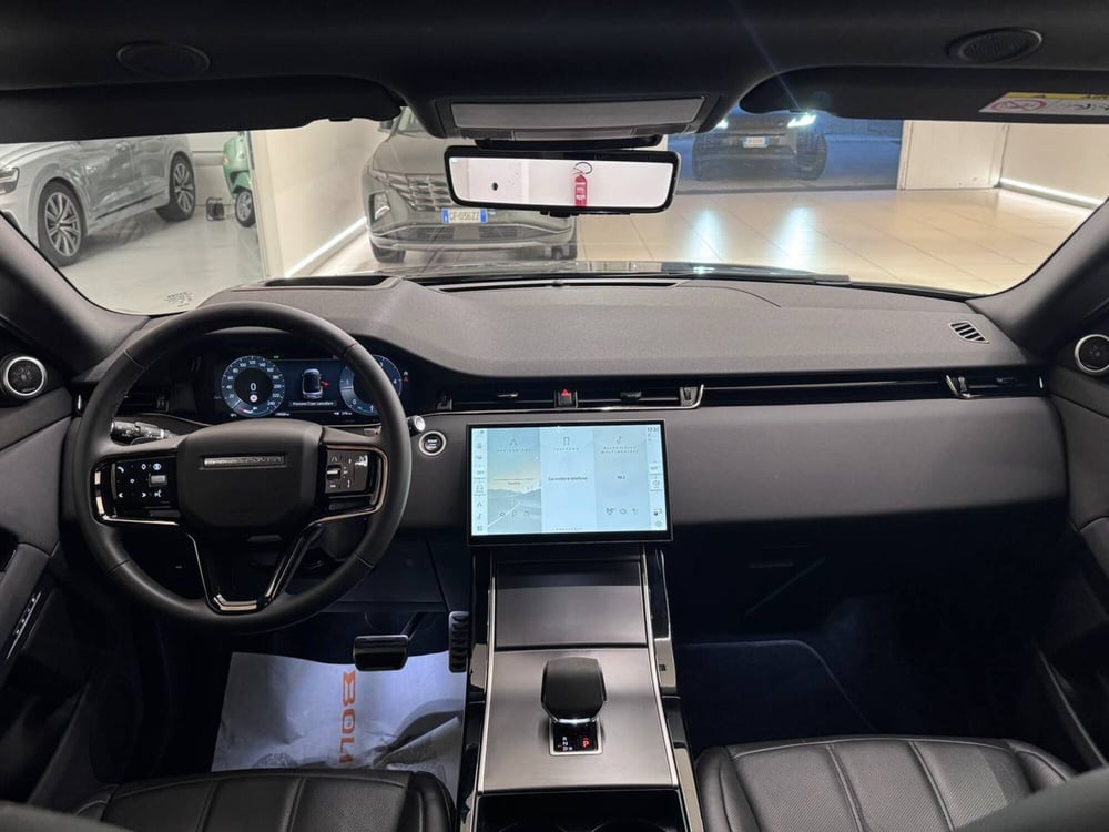 Land Rover Range Rover Evoque nuova a Savona (4)