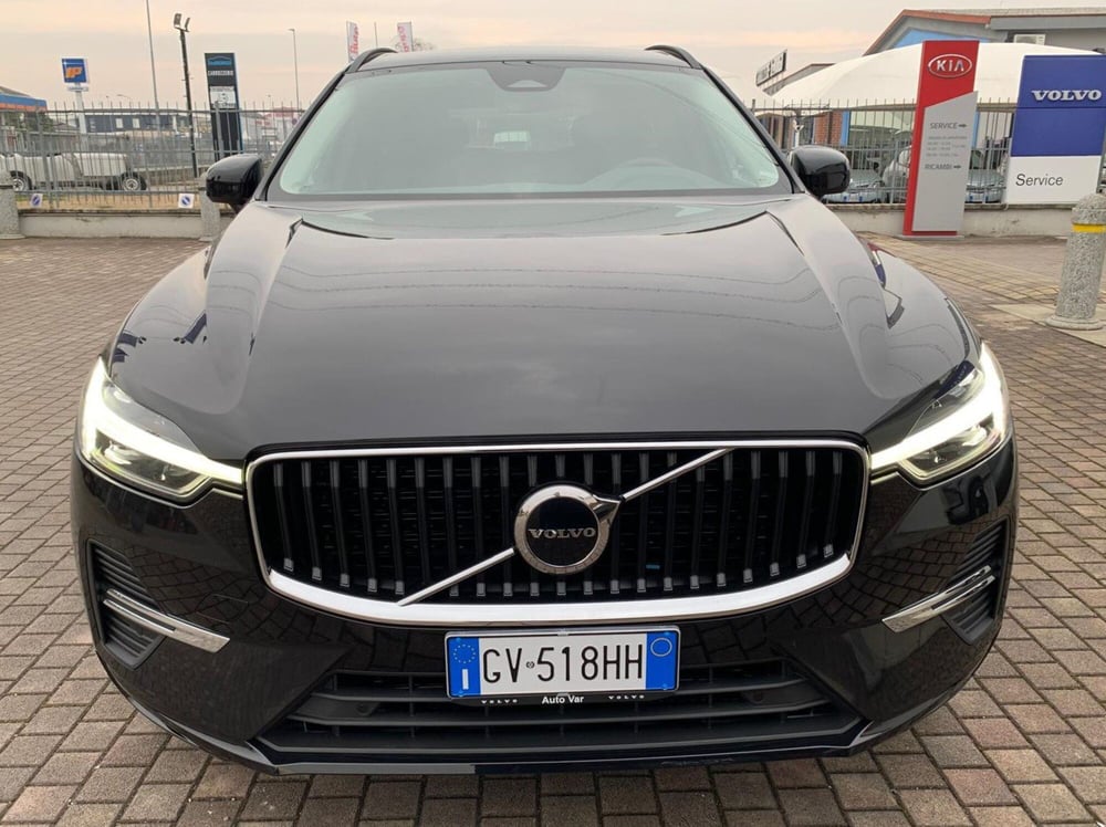 Volvo XC60 nuova a Vercelli (4)