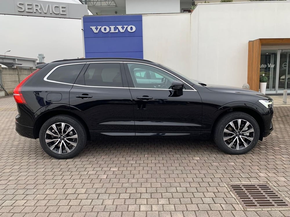 Volvo XC60 nuova a Vercelli (6)