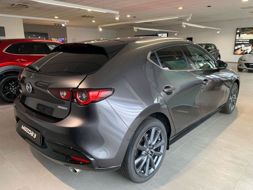 Mazda Mazda3 Hatchback nuova a Vercelli (5)