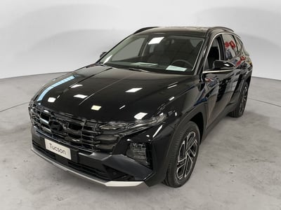 Hyundai Tucson 1.6 hev Exellence 4wd auto nuova a Madignano