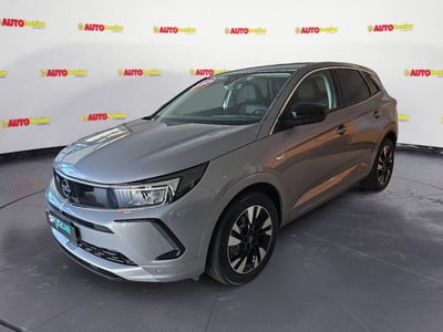 Opel Grandland 1.6 PHEV aut. FWD Business Elegance  nuova a Viareggio