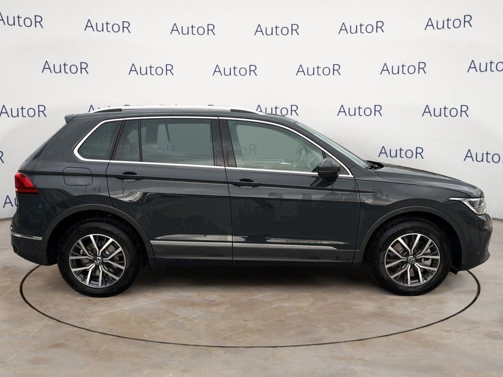 Volkswagen Tiguan usata a Potenza (4)