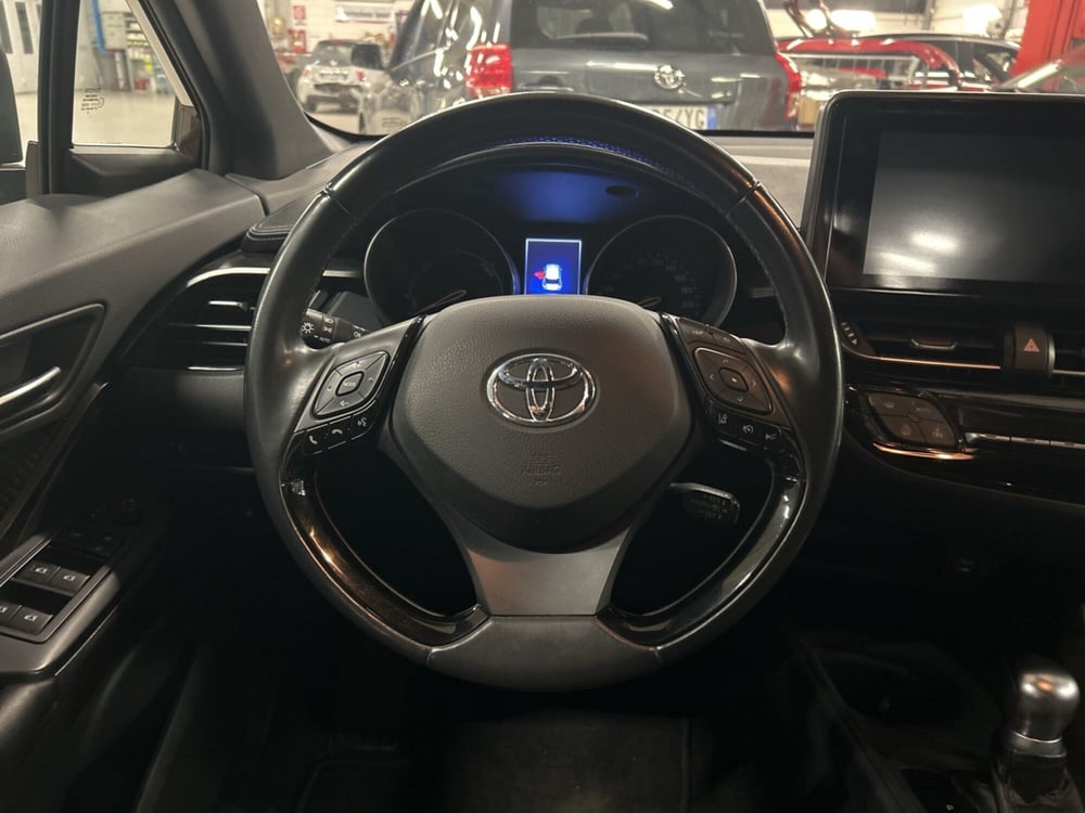 Toyota Toyota C-HR usata a Bergamo (16)