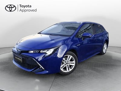 Toyota Corolla Touring Sports 1.8 Hybrid Active  del 2019 usata a Curno