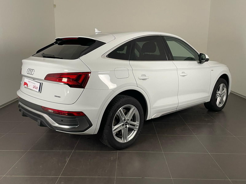 Audi Q5 Sportback usata a Taranto (2)
