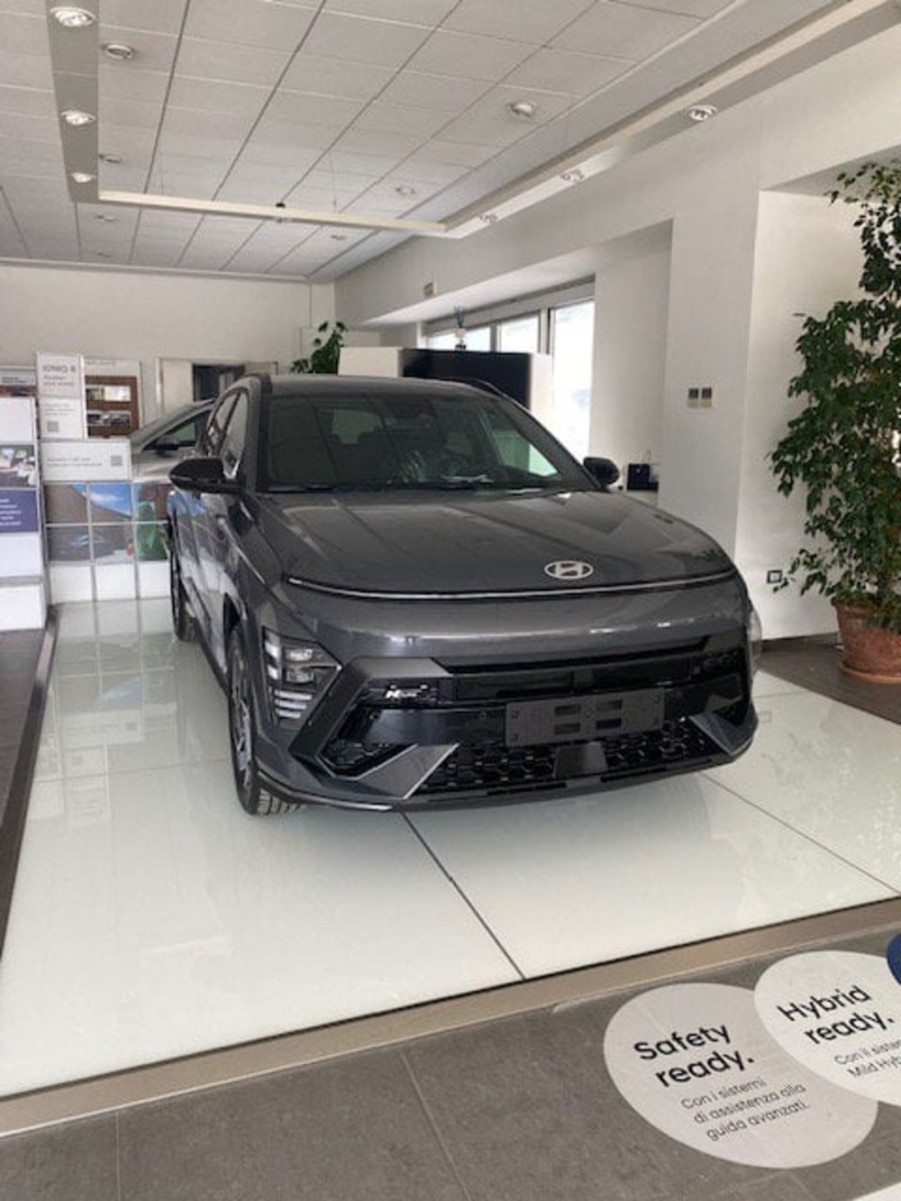 Hyundai Kona nuova a Benevento (4)