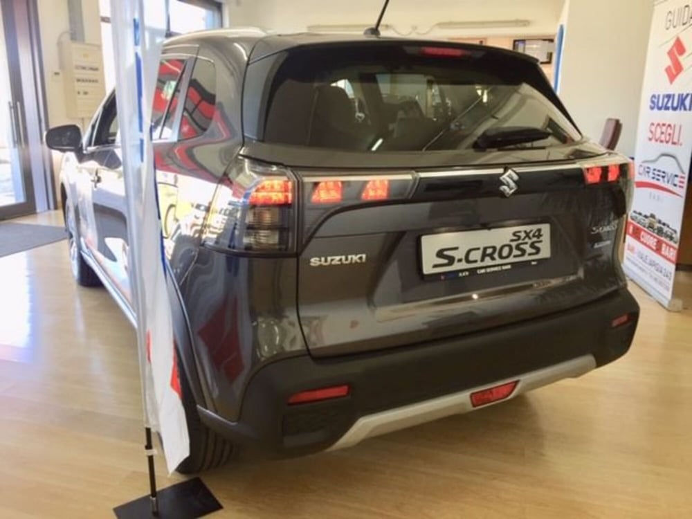 Suzuki S-Cross nuova a Bari (12)