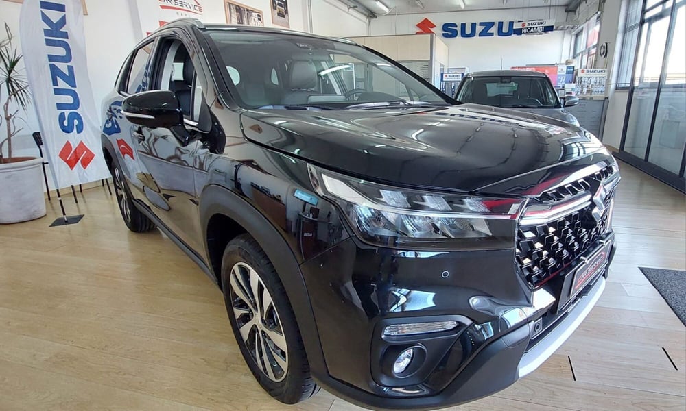 Suzuki S-Cross nuova a Bari