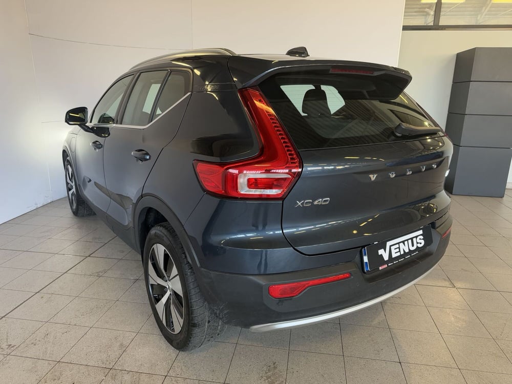 Volvo XC40 usata a Monza e Brianza (4)