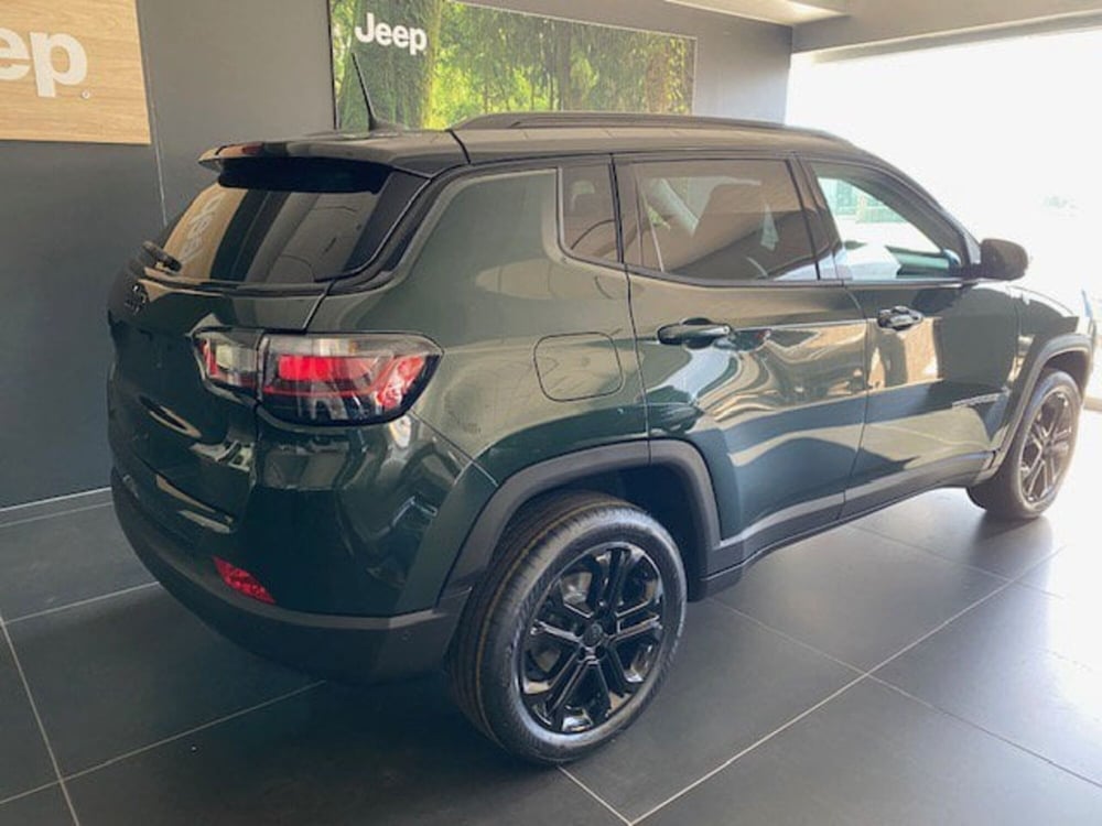 Jeep Compass nuova a Benevento (8)